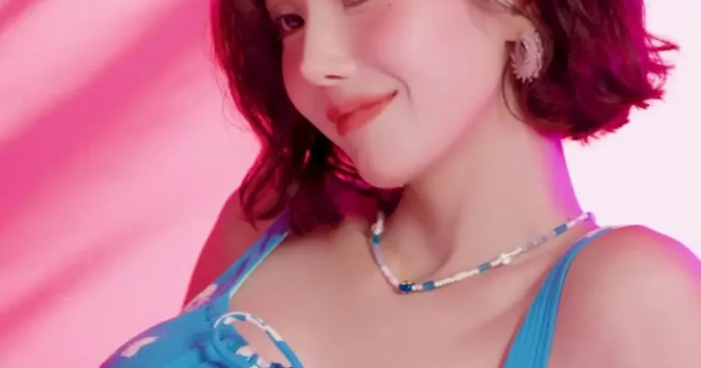 권은비 수영복 촬영.mp4