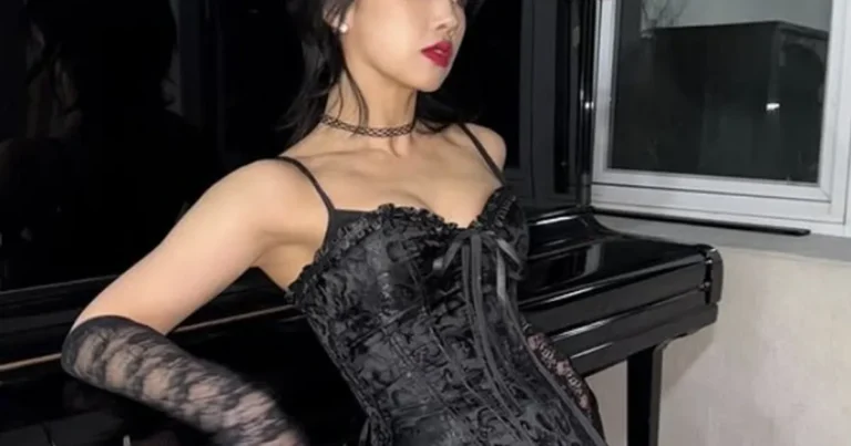 아이키, 파격 란제리룩부터 발랄한 일상까지… “눈 뗄 수 없는 반전 매력”