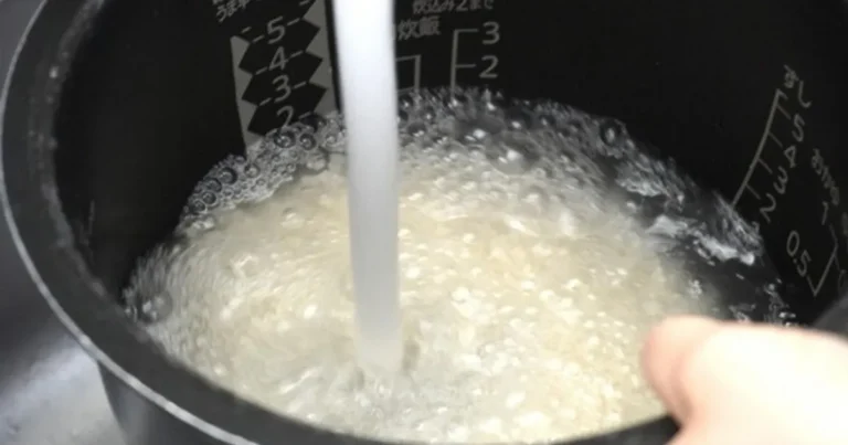 ”쌀은 이 횟수만 씻으세요” 초밥 장인이 밝힌 맛있는 밥 짓는 법입니다.