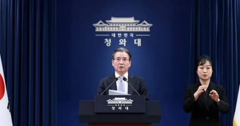 정부, 석유제품 최고가격제 도입 검토…유류세 인하 확대도 논의