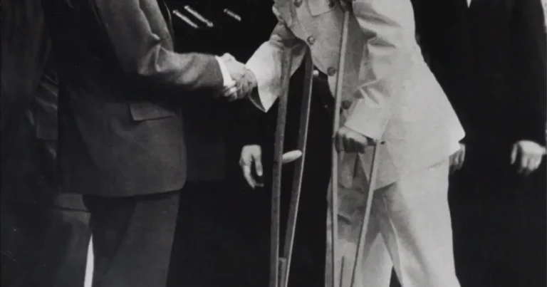 트럼프가 군인 개취급하는건 유명함