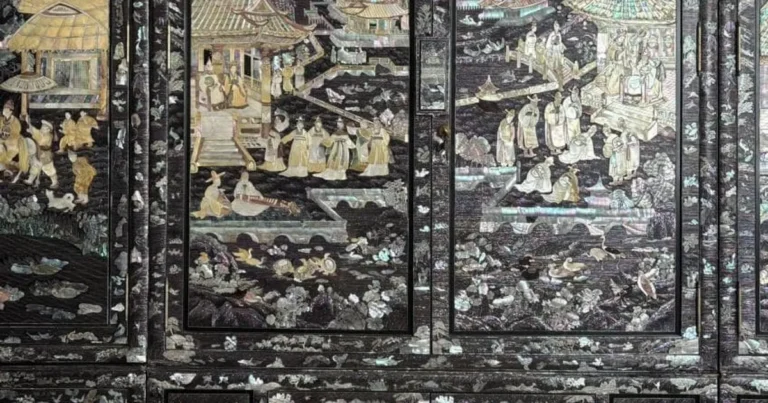 우리집 부자였던 시절 친할매가 주문제작해서 쓰던 자개장