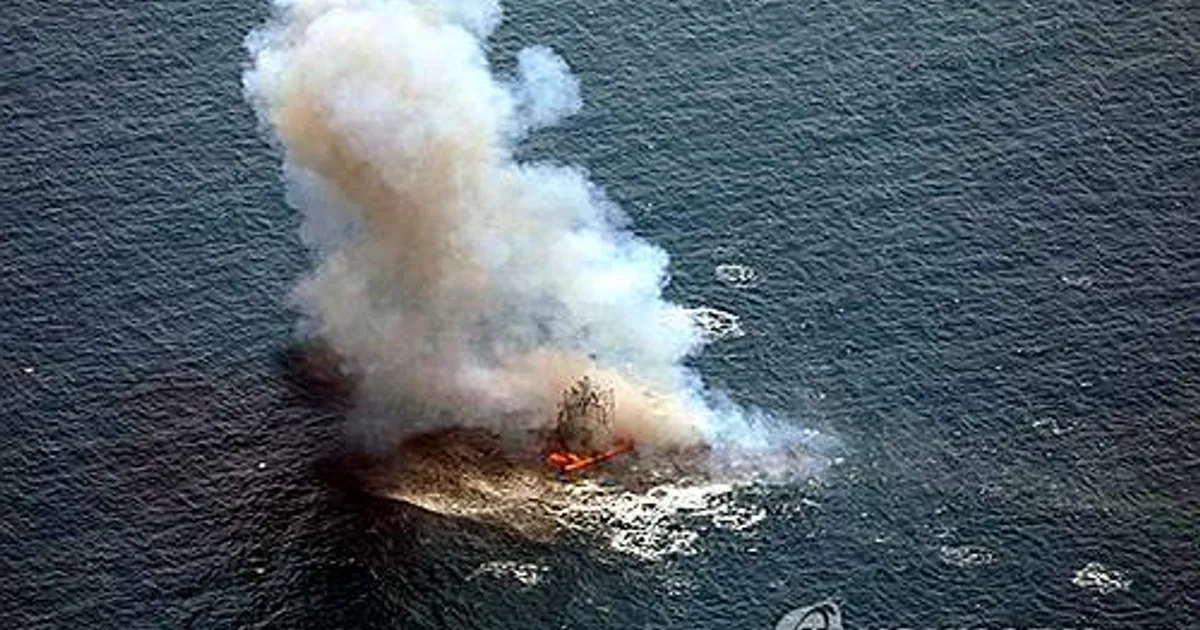 29f5bb692518582bb57bd0150f8270f97c0d5493b52aec9f305ac5a756d1c3d3