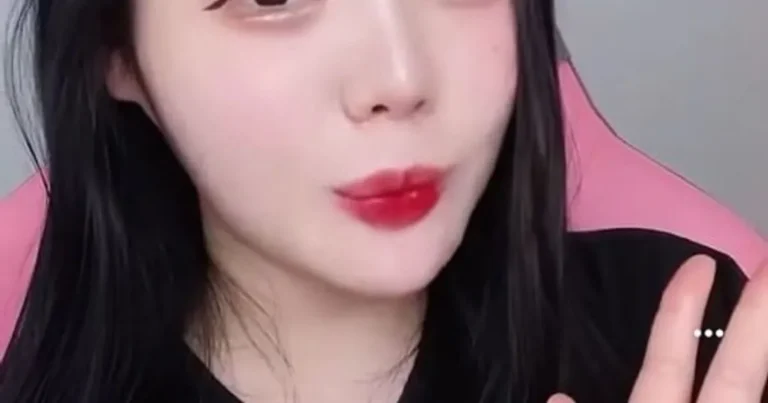 싱크로율 100% 장원영 되기에 도전한 틱톡커.gif