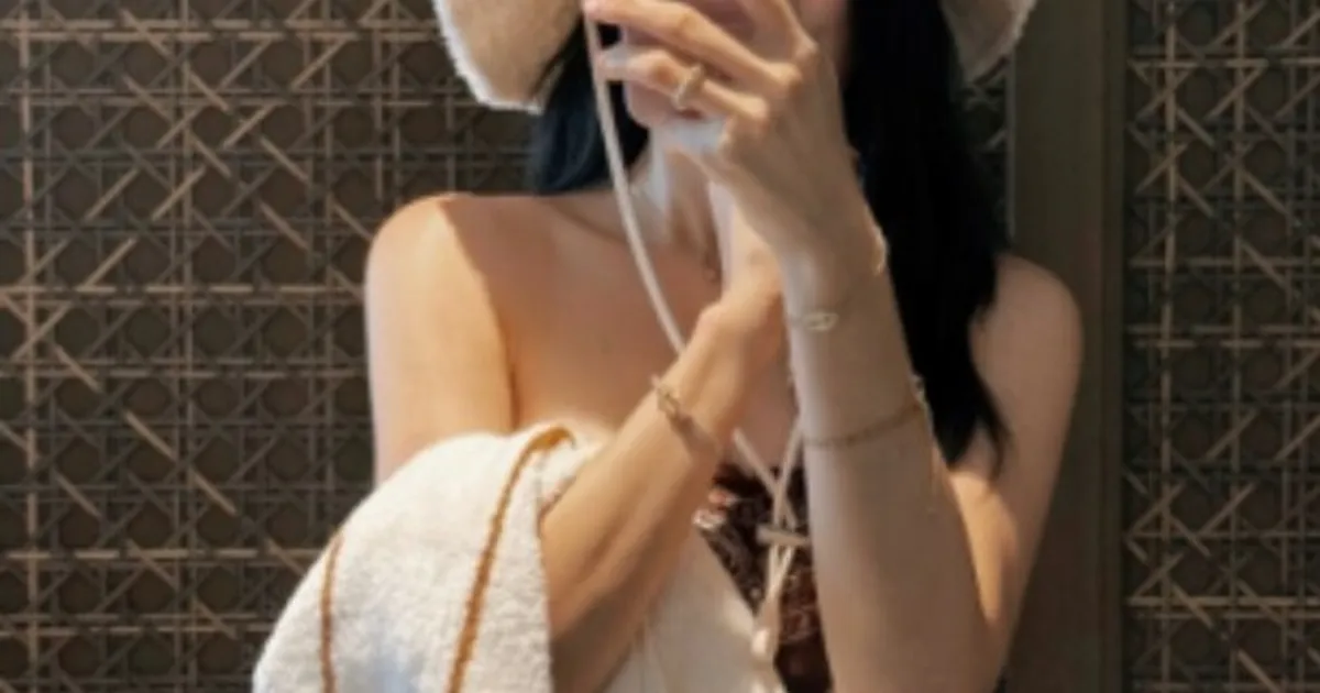 9f33bd9645adca58fd489d2edf6542479b7d6a0c1332b0060b617500bdb5e9c4