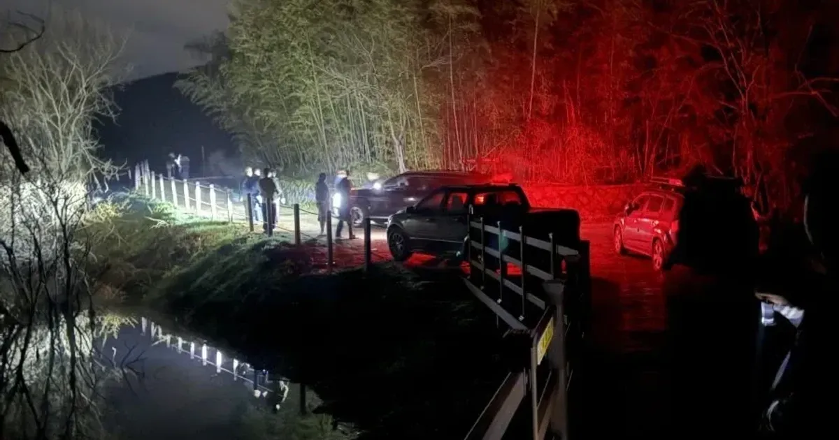 B5d26cb86d4641fd4dec1cd8c17d87302df909785650aa66511eeedbd53e0dc9