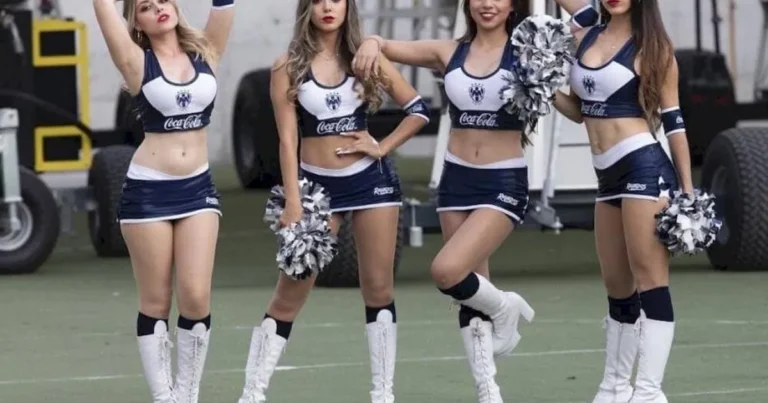멕시코 축구 치어리더들