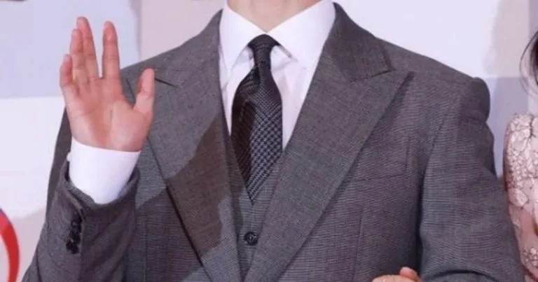 어느 배우의 영화같은 데뷔 썰.jpg